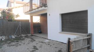 Lloguer Casa aparellada a Ametlla del Vallès (L´). Planta baja con jardin -vecino arriba
