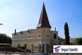 Chalet en Carrer sebasti bassa 7. Torre preciosa para vivir , jardn