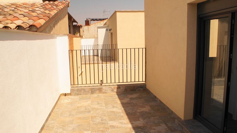 Foto 4b230991-bdb8-4c6a-8b27-308bc2d93d1a. Casa aparellada amb calefacció aparcament a Santa Eulàlia de Ronçana