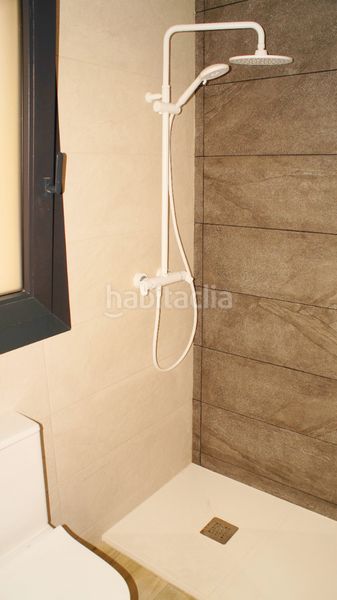 Foto 52fa611c-da38-450a-98cd-2a83e5b8015e. Casa aparellada amb calefacció aparcament a Santa Eulàlia de Ronçana