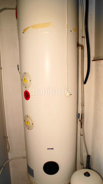 Foto 56cd0efe-d258-4ebf-a76d-b057698c6a3c. Casa aparellada amb calefacció aparcament a Santa Eulàlia de Ronçana