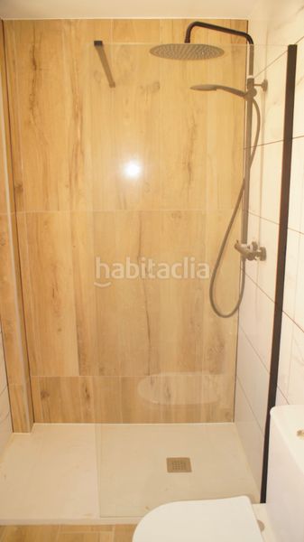 Foto d33194dc-3d19-47c5-9b22-4045f63b6df7. Casa aparellada amb calefacció aparcament a Santa Eulàlia de Ronçana