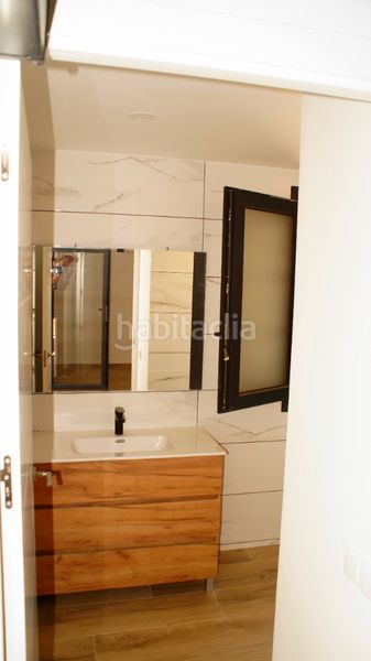 Foto d542131c-ffc1-4c3f-bb2f-4e7fa57d29ce. Casa aparellada amb calefacció aparcament a Santa Eulàlia de Ronçana