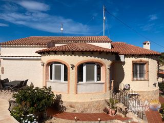 Haus en Cometa-Carri. Calpe  oportunidad en zona residencial preferida muy soleada!