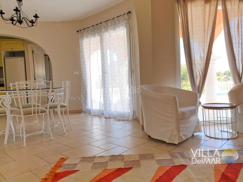 Foto 8cf4c7b7-e5c3-4c09-a4a3-e63df458dcd6. Casa amb xemeneia aparcament piscina a Cap Martí - El Tossalet - Pinomar Xàbia