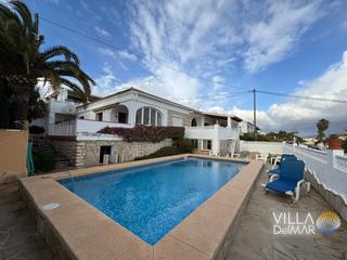 Casa a Marisol Park - Ortembach - Los Almendros. Propiedad con 4 unidades residenciales separadas, piscina y vist