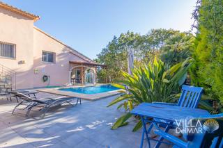Casa en La Xara-La Sella. Pedreguer – ¡luminosa y acogedora villa con amplia parcela en la