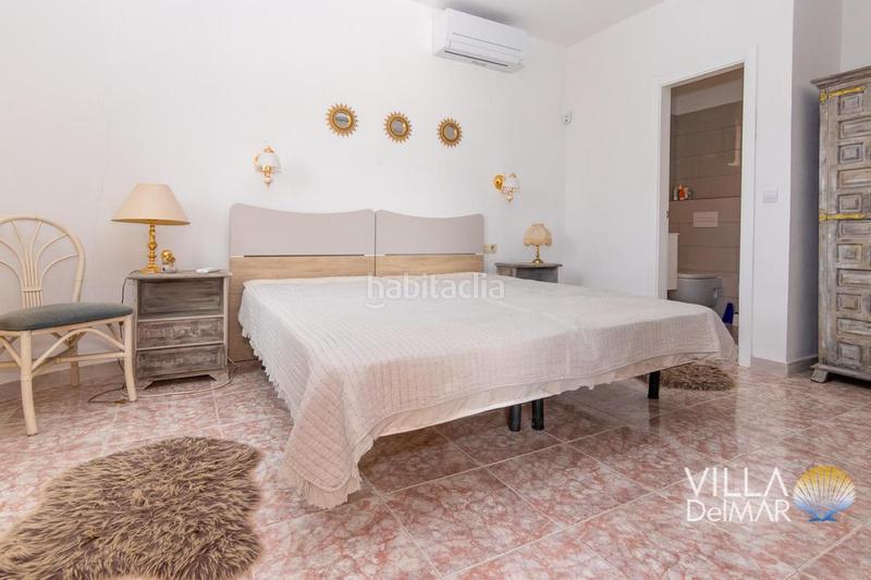 Foto c30e45b7-524c-45ca-a2f3-3ea114befc6f. Chalet mit kamin heizung parking pool in El Montgó Dénia