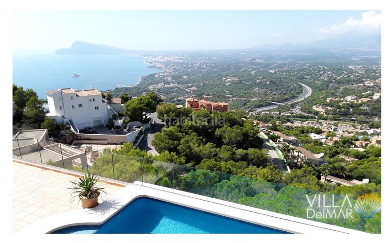Foto 0065e2e6-faec-4f77-b1bb-57e6f78d9dcb. Xalet amb xemeneia calefacció aparcament piscina a Altea