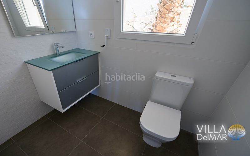 Foto f1ea099b-00d3-453b-8aef-561c8141d87d. Xalet amb xemeneia calefacció aparcament piscina a Altea