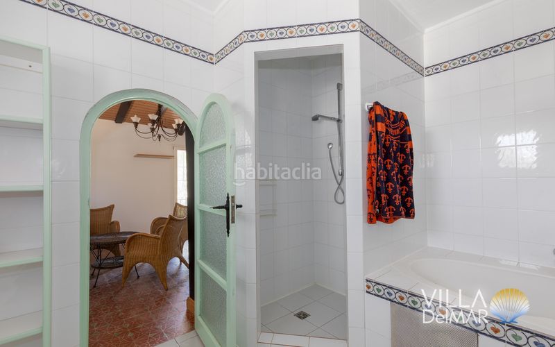 Foto d6219bef-067b-483c-aea4-3795a54f51ad. Masia amb xemeneia calefacció aparcament piscina a Altea