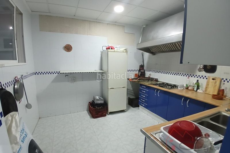 Foto 0651270d-38e0-4ca5-a2dd-05049473d4cf. Local comercial a Silla