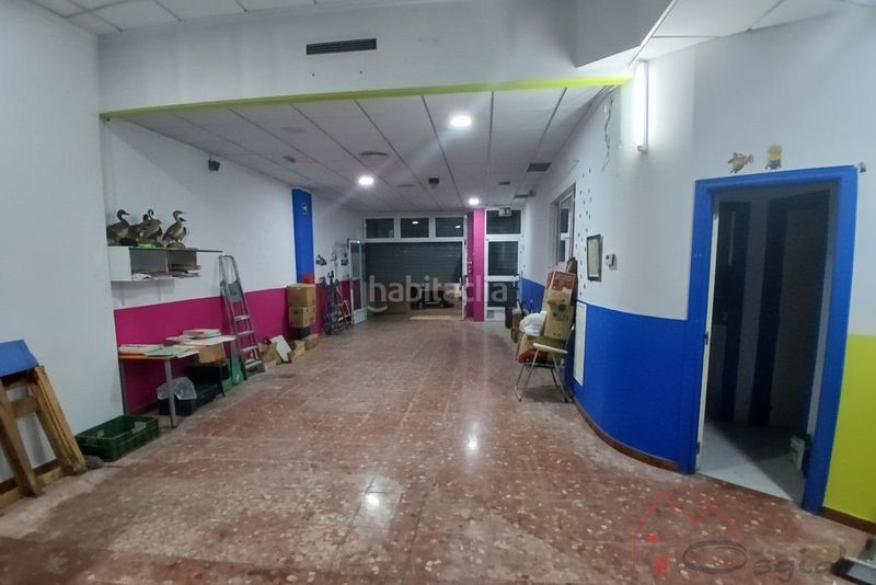 Foto ee3b2c65-d326-4373-b17b-919e2d7b56cc. Local comercial a Silla