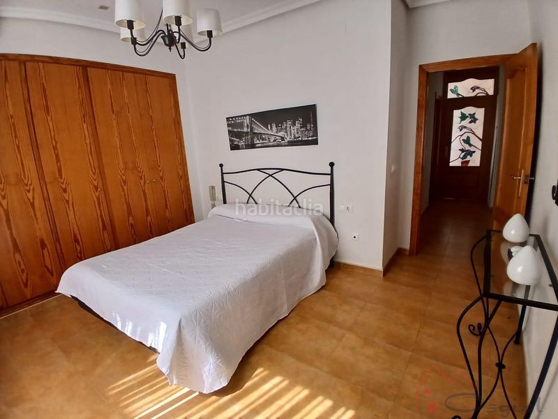 Foto efa76450-4b01-43d0-a433-0d3c992bf12c. Casa a Alcácer