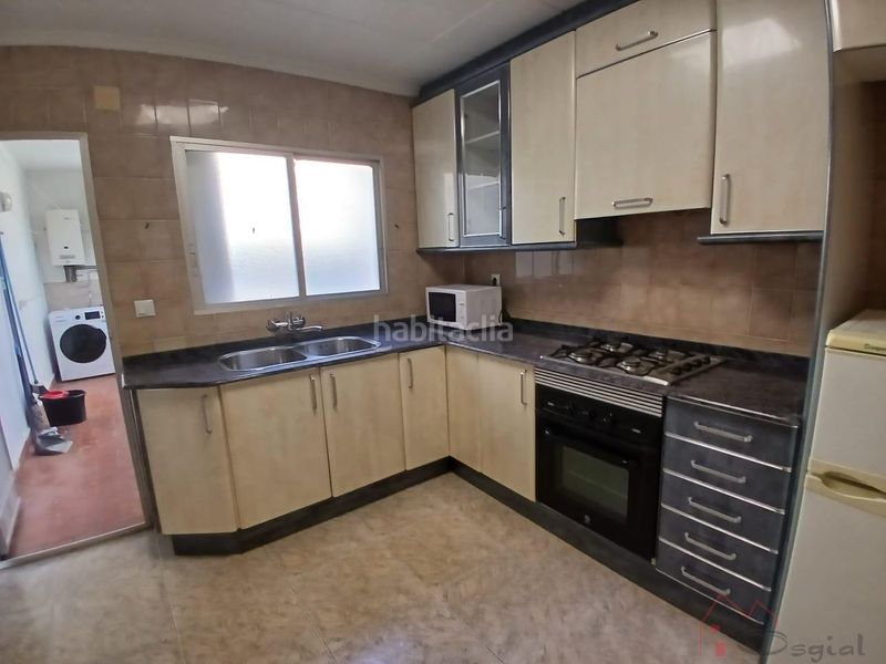 Foto 41a8f8f8-5409-418e-a97d-f7ae194e8710. Pis amb calefacció aparcament a Benifaió