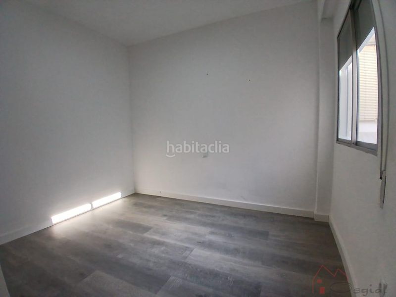Foto b994672c-35a1-4182-bab0-fc69d69fa3c0. Pis amb calefacció aparcament a Benifaió