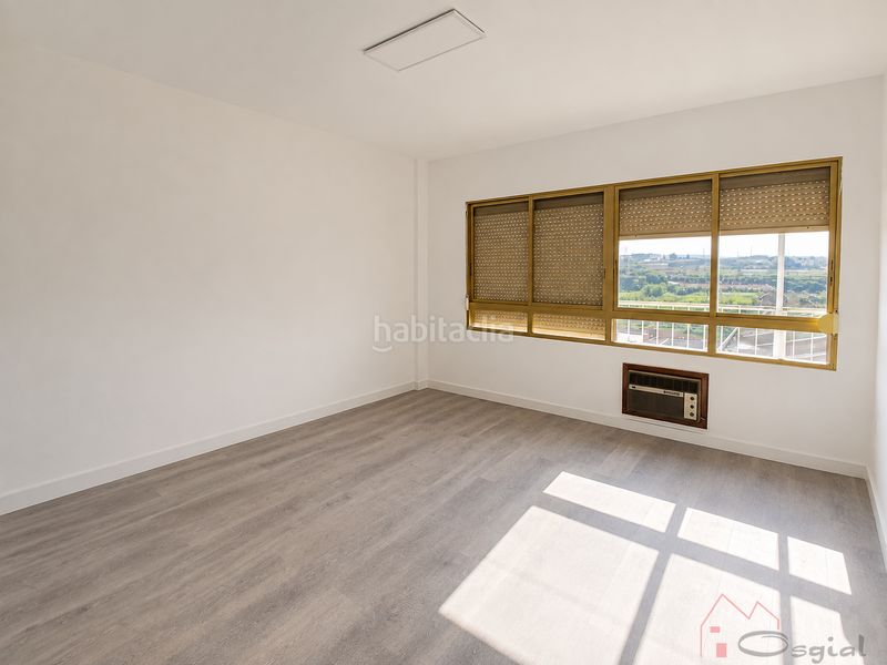 Foto e48f0054-8b23-48b0-856d-e65c328e68a7. Pis amb calefacció aparcament a Benifaió