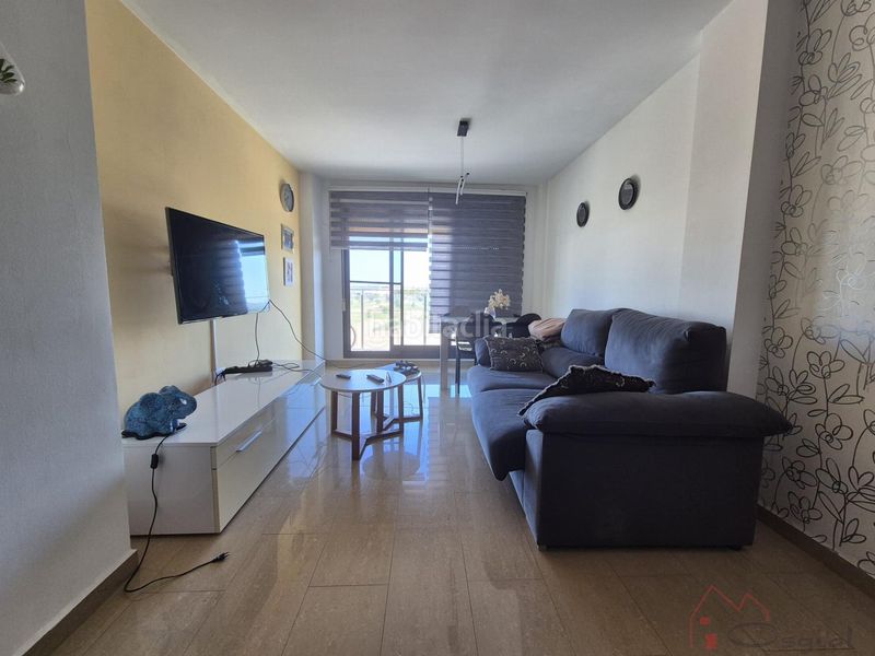 Foto e3bd2291-6584-43ba-9809-821c376236b6. Pis amb aparcament piscina a Silla