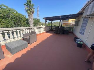 Maison à Carrer el margalló 32. "vive en la naturaleza, cerca del mar"