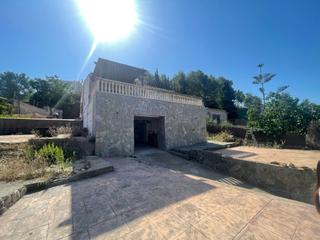 Casa a Carrer el margalló 32. "vive en la naturaleza, cerca del mar"