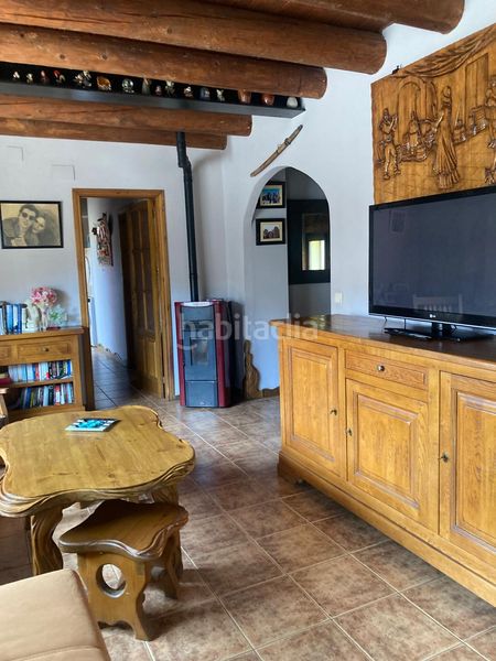 Foto b308b8ab-7e8d-43b5-962a-3c1575e585cc. Casa en carrer carretera "casa rustica e idilica" en Pont de Suert (El)