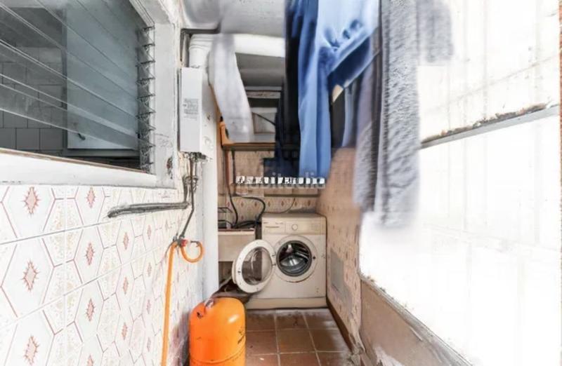 Foto ac88779d-0bd3-4313-8949-8e2dfed75326. Piso en carrer d'aragó 15 "piso economico, especial inversores" en Vilanova i la Geltrú