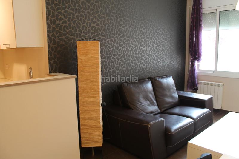Foto 3e99e897-d0c4-4631-bd77-0df1f7a68872. Piso en carrer de josep mestres 2 ¡ideal parejas o solter@s! en Cubelles