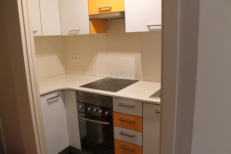 Foto 895544bb-71e5-41c8-be08-b47e1e17c616. Piso en carrer de josep mestres 2 ¡ideal parejas o solter@s! en Cubelles