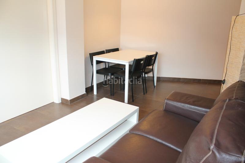 Foto ac2255af-3061-4e38-ab46-26b8b2a9ea55. Piso en carrer de josep mestres 2 ¡ideal parejas o solter@s! en Cubelles