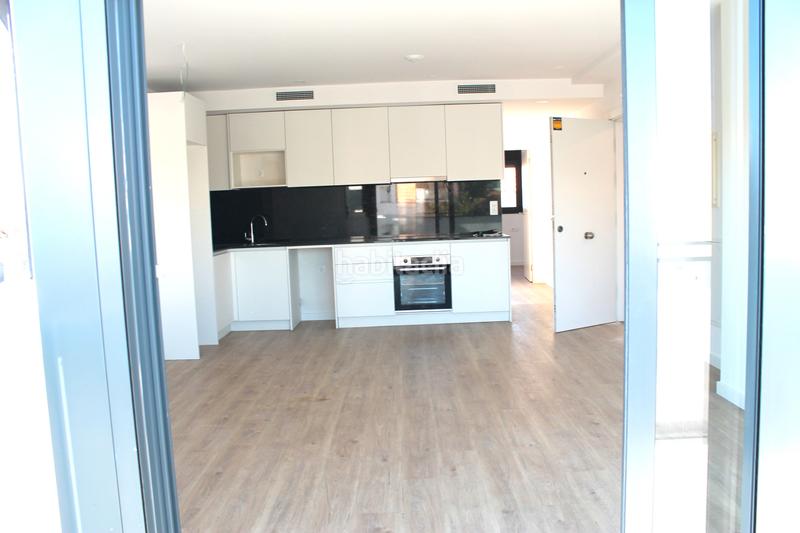 Foto 40044c3e-8d52-4710-9618-abbb17bafa2f. Pis a carrer del doctor fleming 7 a Bardaji-El Molí de Baix Cubelles