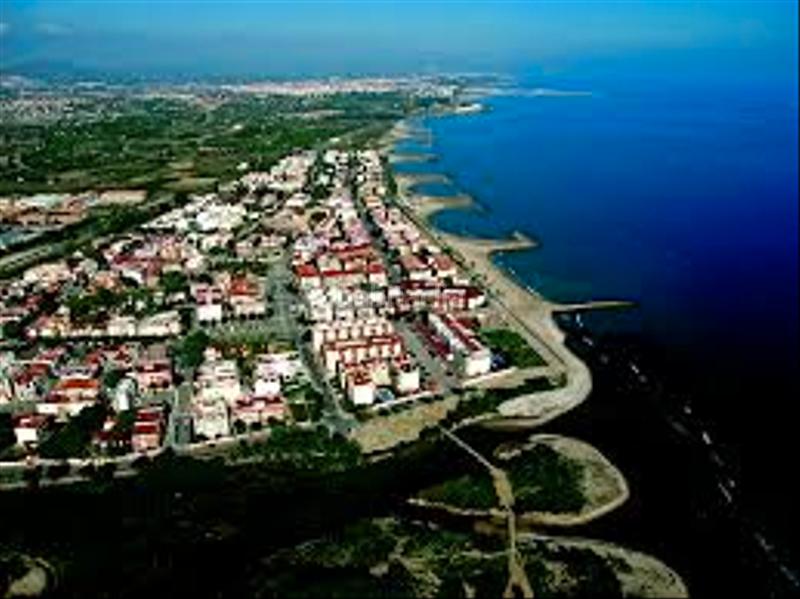 Foto bb001454-860f-4d13-8710-2ef38df1bb21. Pis a carrer del doctor fleming 7 a Bardaji-El Molí de Baix Cubelles