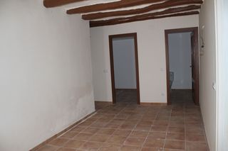 Reihenhaus  Plaça de sant roc 9. ¡casa de pueblo!