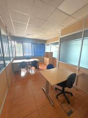 Miete Büro in Meco pueblo. Alquiler de despachos en meco