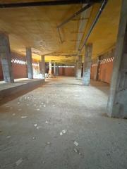 Lloguer Local Comercial a La Paloma-Asfain. Gestión guadalajara alquila local enfrente del recinto ferial de