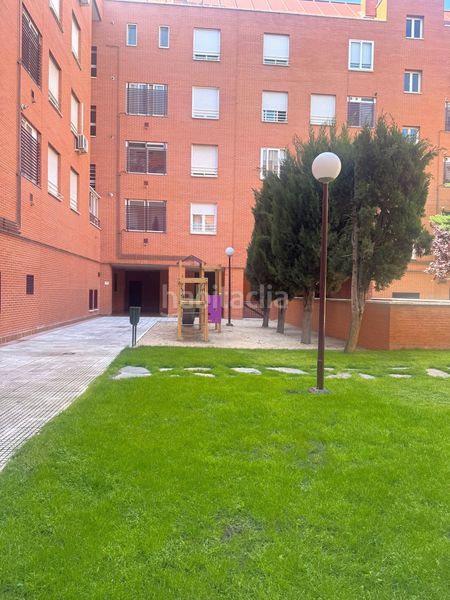 Foto 0b5c00d7-2021-4537-b235-281f67ac5500. Pis amb calefacció piscina a Casco Histórico de Vallecas Madrid