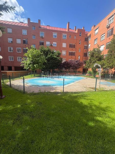 Foto e50eb158-60c7-4ea2-bca6-34e67ab25ee4. Pis amb calefacció piscina a Casco Histórico de Vallecas Madrid
