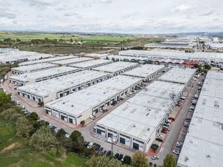 Bâtiment à usage industriel à Meco pueblo. Gestión guadalajara vende nave en el nave industrial en el políg