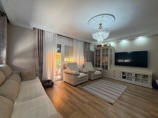 Location Maison jumelée à Torre-roja-Campreciós. Casa en alquiler temporal en viladecans