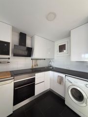 Rent Flat  Pinar. Exclusivo piso de alquiler a pasos de la playa en gavà mar!