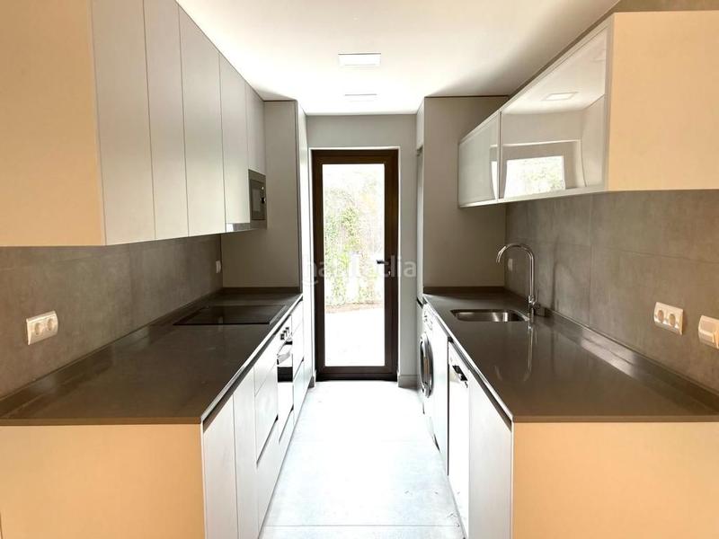 Foto 49814fa8-2f8c-4439-aeee-9eb0bdfeef66. Rent semi detached house with heating parking pool in La Moraleja