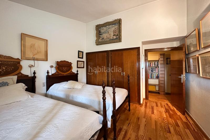 Foto 53637551-c92e-411d-9731-aca52f213d44. Casa amb xemeneia aparcament piscina a Somosaguas Pozuelo de Alarcón