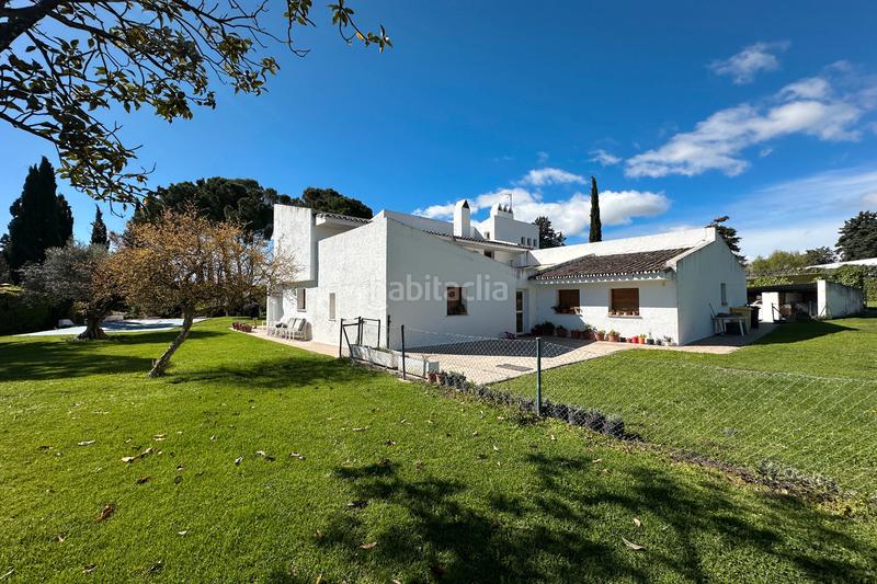 Foto 99b397f1-f70d-4857-9e13-d6efce0bea24. Casa amb xemeneia aparcament piscina a Somosaguas Pozuelo de Alarcón