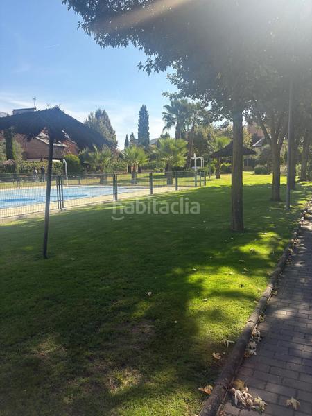Foto 134117cc-97b1-46f4-8cb3-35cae7fe8f08. Casa aparellada amb xemeneia piscina a Castillo-Campodón Villaviciosa de Odón