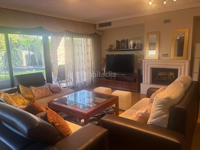 Foto 7a4b4045-be0d-42b0-9b1e-8a91812b6ef5. Towny house with fireplace pool in Castillo-Campodón Villaviciosa de Odón