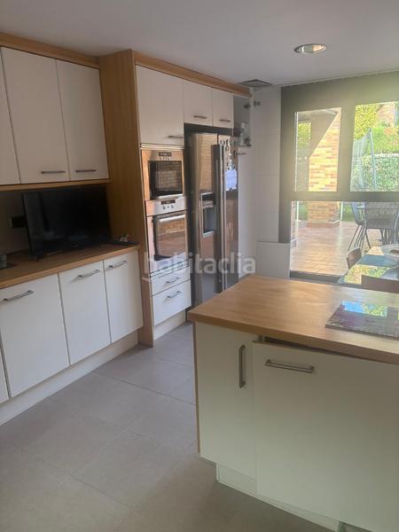 Foto a87d3d3f-64a8-4cb8-b5cf-a6b474fa208e. Towny house with fireplace pool in Castillo-Campodón Villaviciosa de Odón