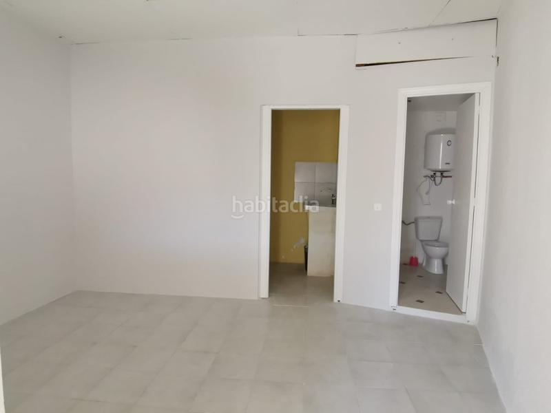 Foto 25123b19-1469-4c9f-b94a-c35fe51968a8. Affitto locale commerciale in Humanes de Madrid