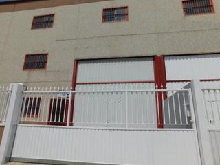 Industrial building en Estacin-Cruz Roja. Nave industrial en poligono arboledas
