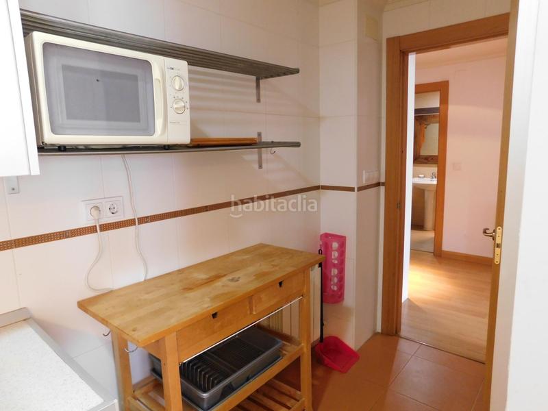Foto 180f532b-4d92-4b0c-8e7d-2704b36f884e. Appartamento con riscaldamento parcheggio in Yeles