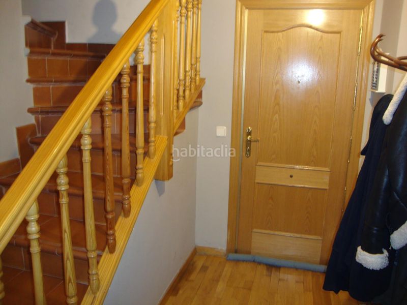 Foto 0685f102-4785-410d-9615-a35cdf88004b. Dúplex amb calefacció aparcament a Yuncos