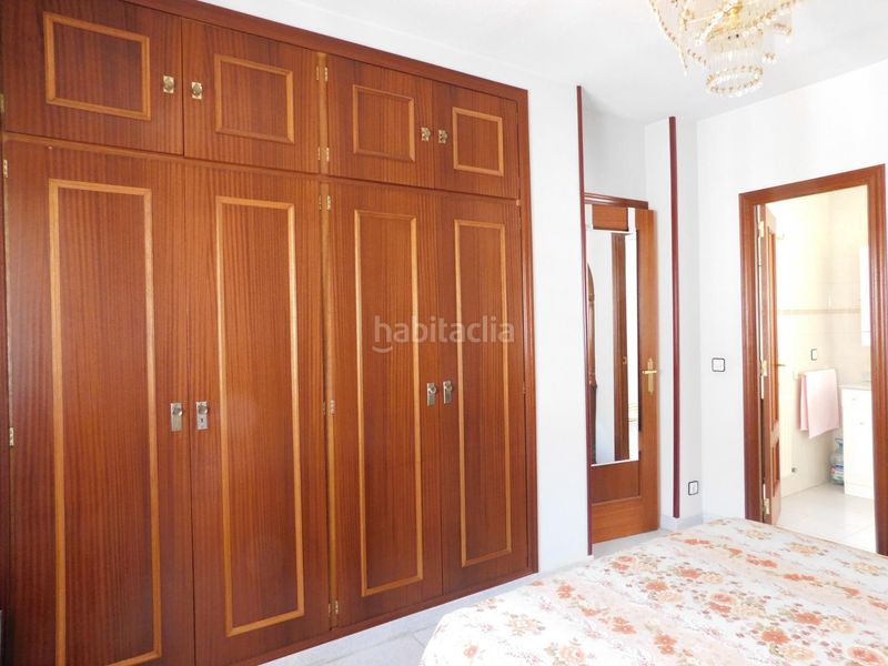 Foto 00b20fb0-d151-42fa-a408-a886a4bd4760. Casa adossada amb calefacció aparcament a Parque Manuel de Vega-Carretera de Ugena Illescas